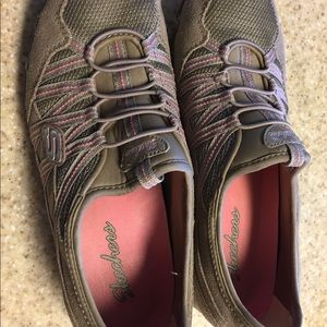 Sketchers sneakers worn once